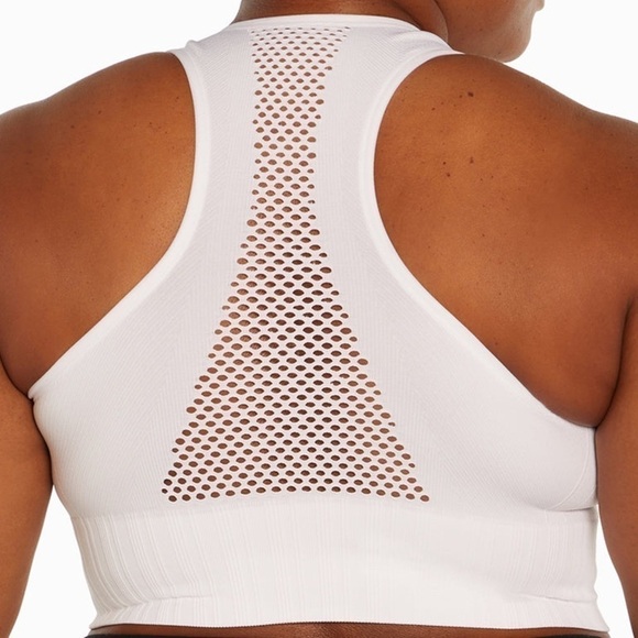 Marika athletic comfy seamless design sports bra in white Sz-L NWT K15 - Picture 1 of 13